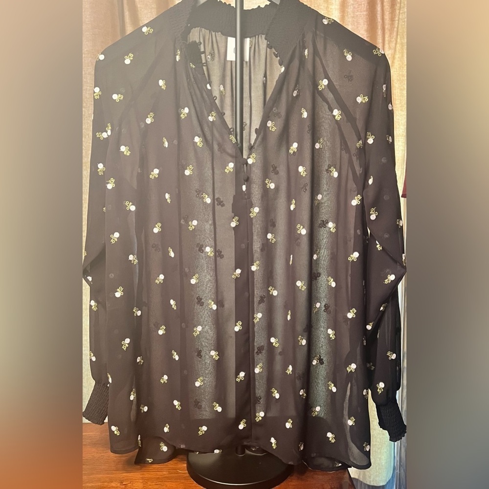 EUC Cabi Sheer Black Floral Smocked Neck Women's Blouse Small - Picture 3 of 9